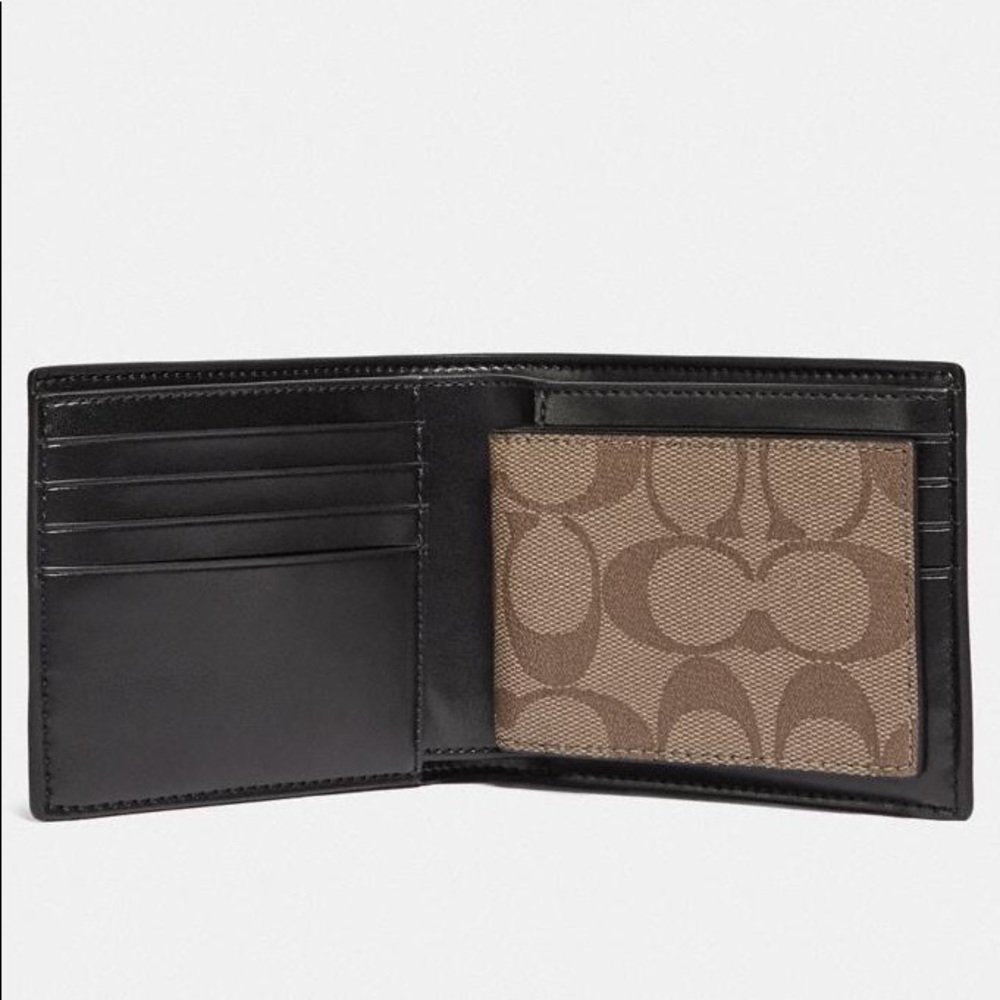 SOLD 🎉HOST PICK🎉 Star Wars X Coach 3 in 1 Wallet - Picture 3 of 8